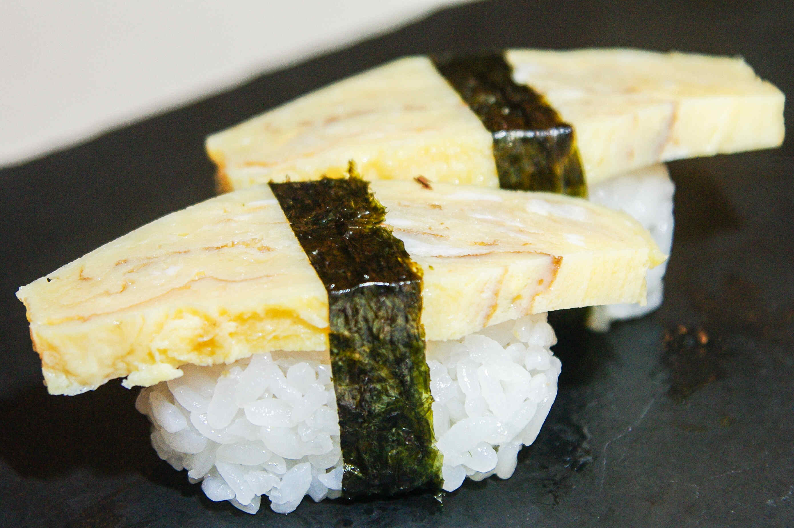 Tamago Nigiri